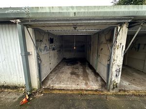 Photo 1- click for photo gallery